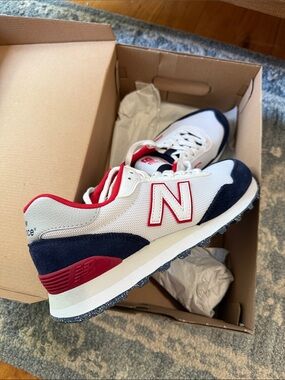 Women’s new in box new balance shoes 7.5